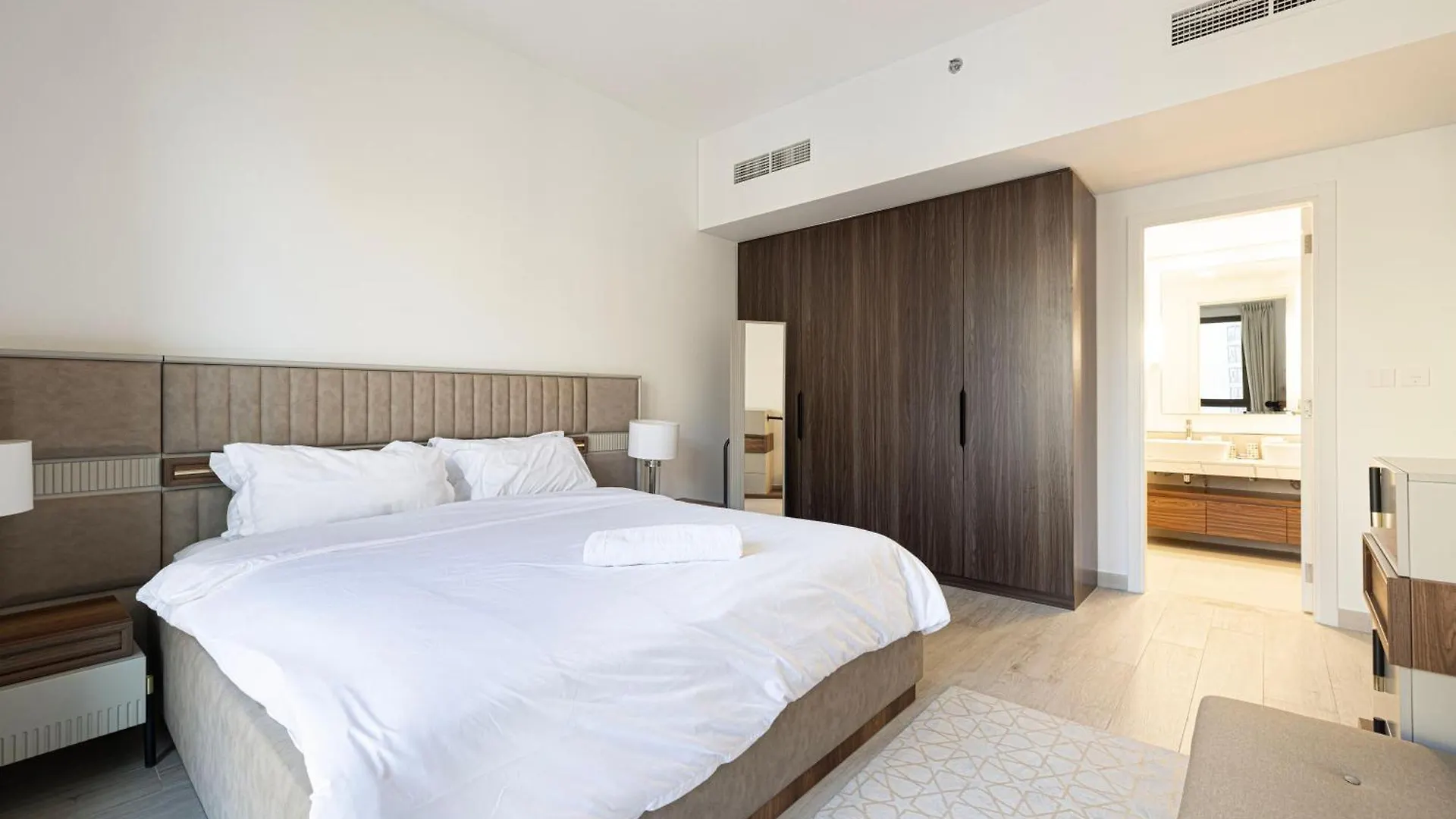 Spectacular 2Br Apartment Full Burjalarab View Dubai