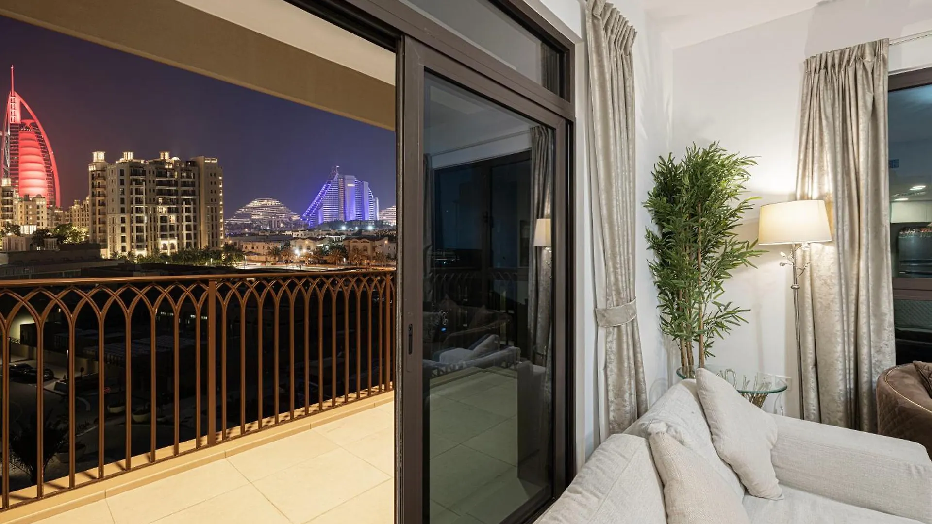 Spectacular 2Br Apartment Full Burjalarab View Dubai